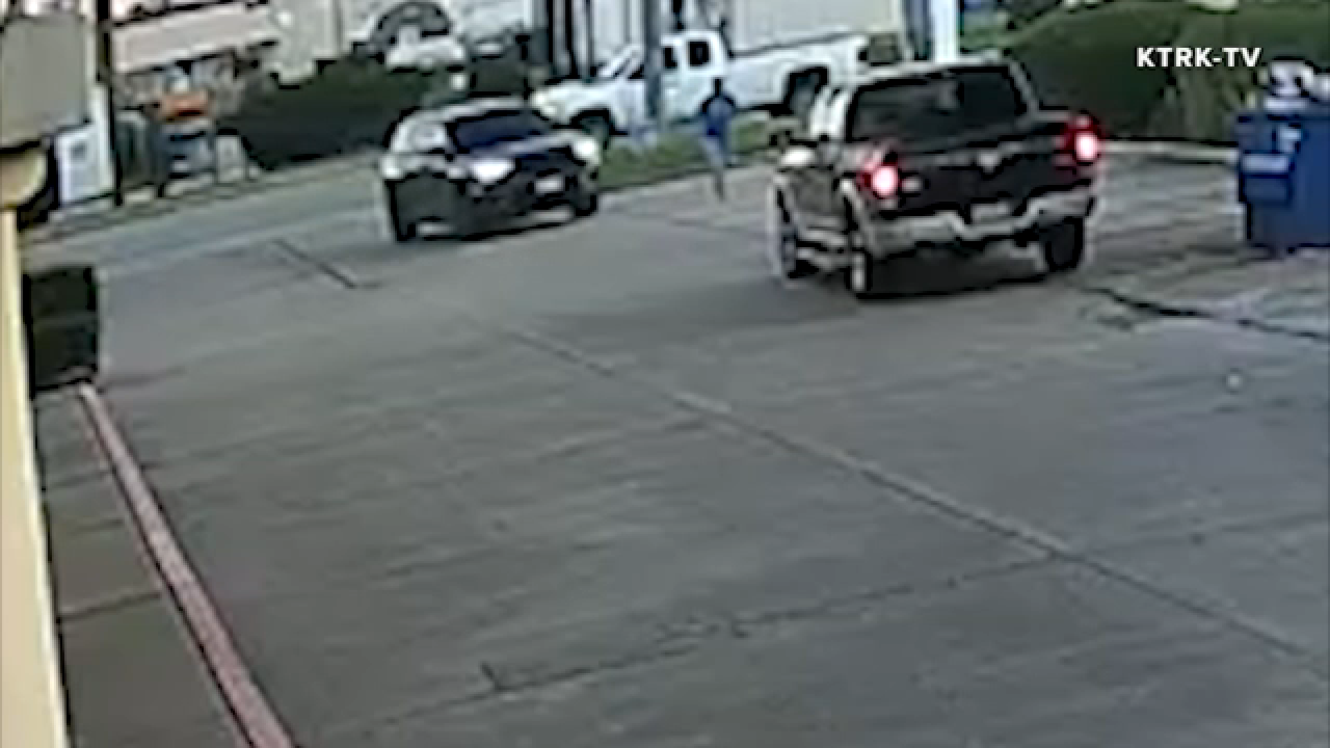 Texas prosecutor says ICE agent appeared to intentionally strike man with vehicle in Houston
— ABC 7 Bay Area, Los Gatos Community news