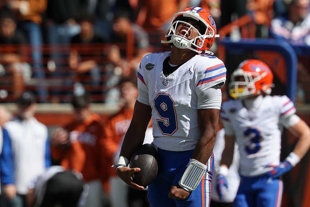 Tramell Jones Jr. leads Florida to upset win over No. 7 Texas in first career start — WPBF Sports Palm Beach