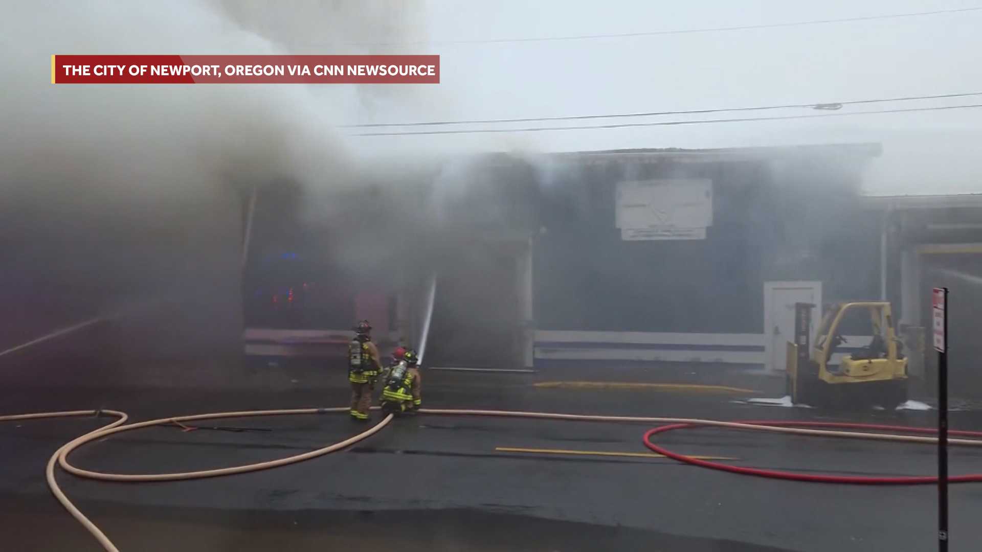 Possible ammonia contamination prompts evacuations after Oregon seafood plant fire, officials say — WESH 2 Orlando, Los Gatos Schools news