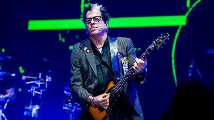 The Offspring guitarist Noodles leaves tour due to 'fairly serious health issue' — KARE 11 Entertainment, Los Gatos Health news