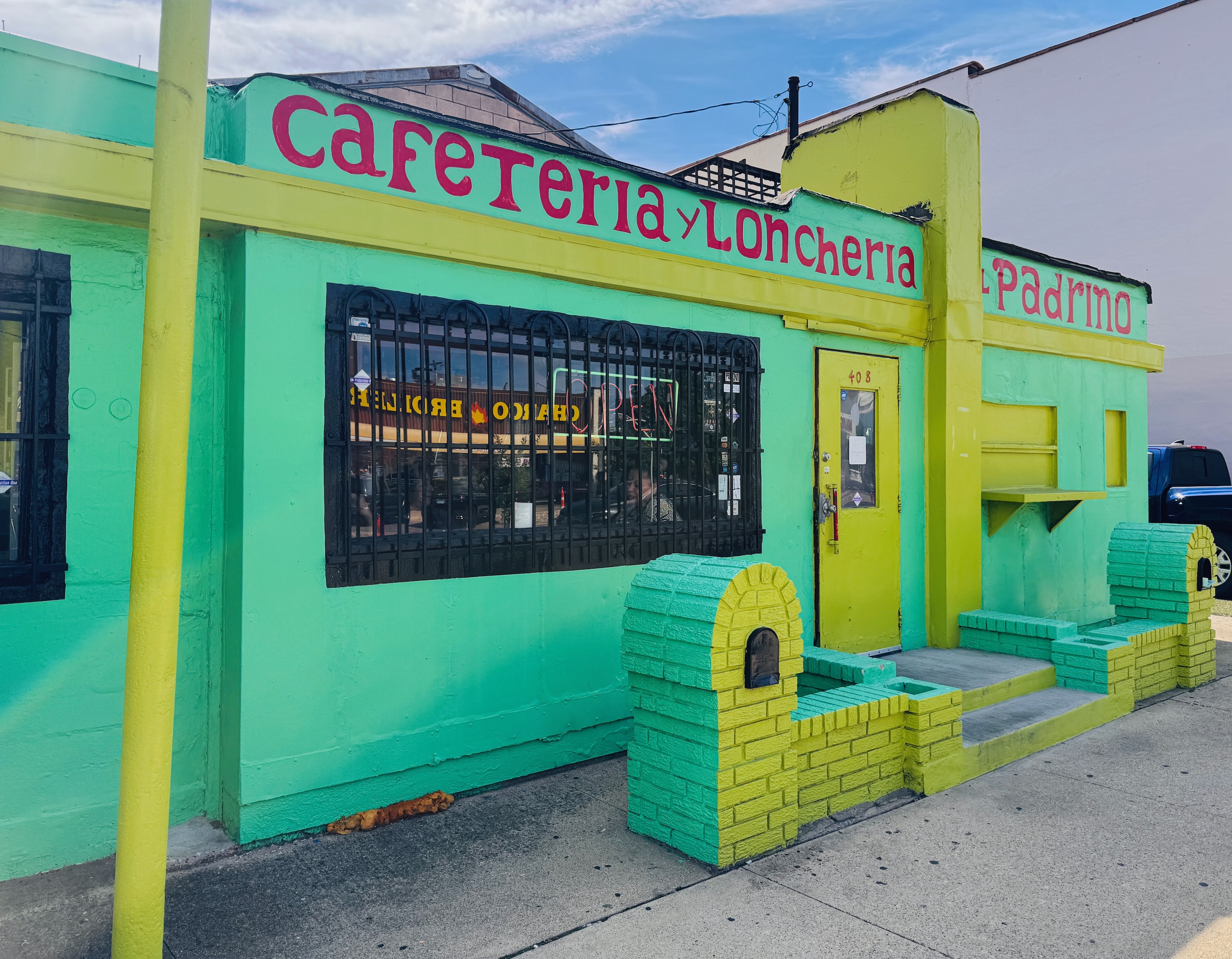 Will Jefferson Boulevard lose its soul to the Bishop Arts District? — Dallas Observer, Los Gatos Dining news